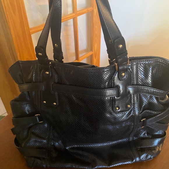 Extra-Large Michael Kors Purse - Picture 2 of 7